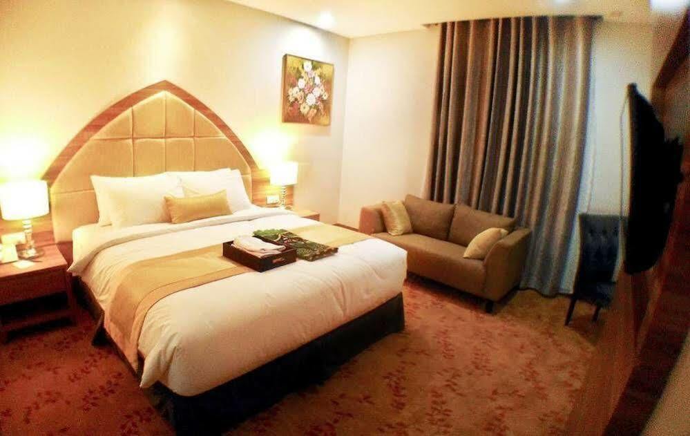 Grand Serela Yogyakarta Exterior photo